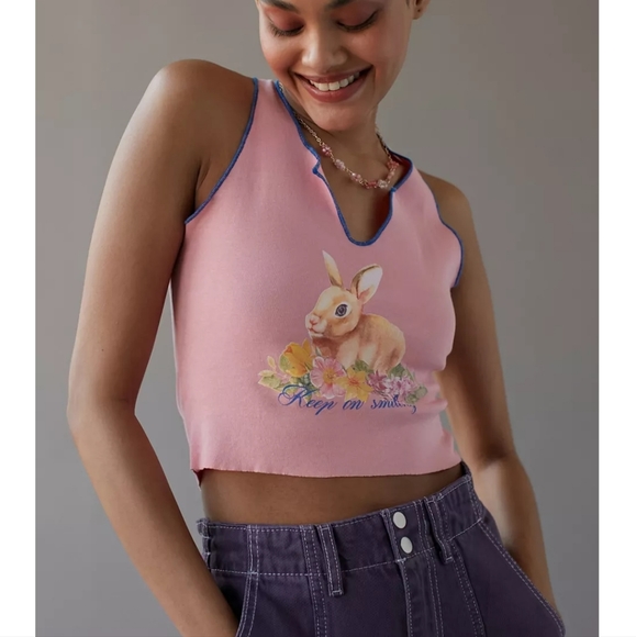 Urban Outfitters Tops - 💥5 for 25$💥bunny top🐰🐇